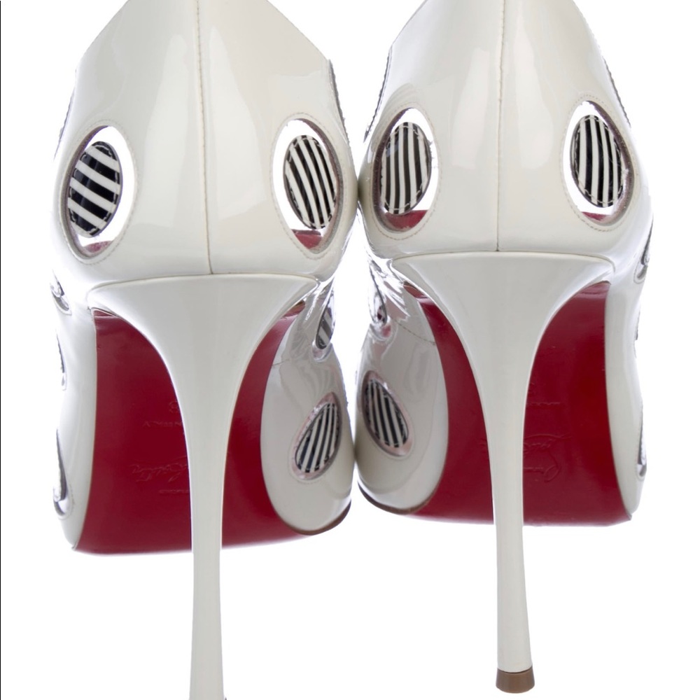 White and Black Stiletto Heels - Picture 4 of 10